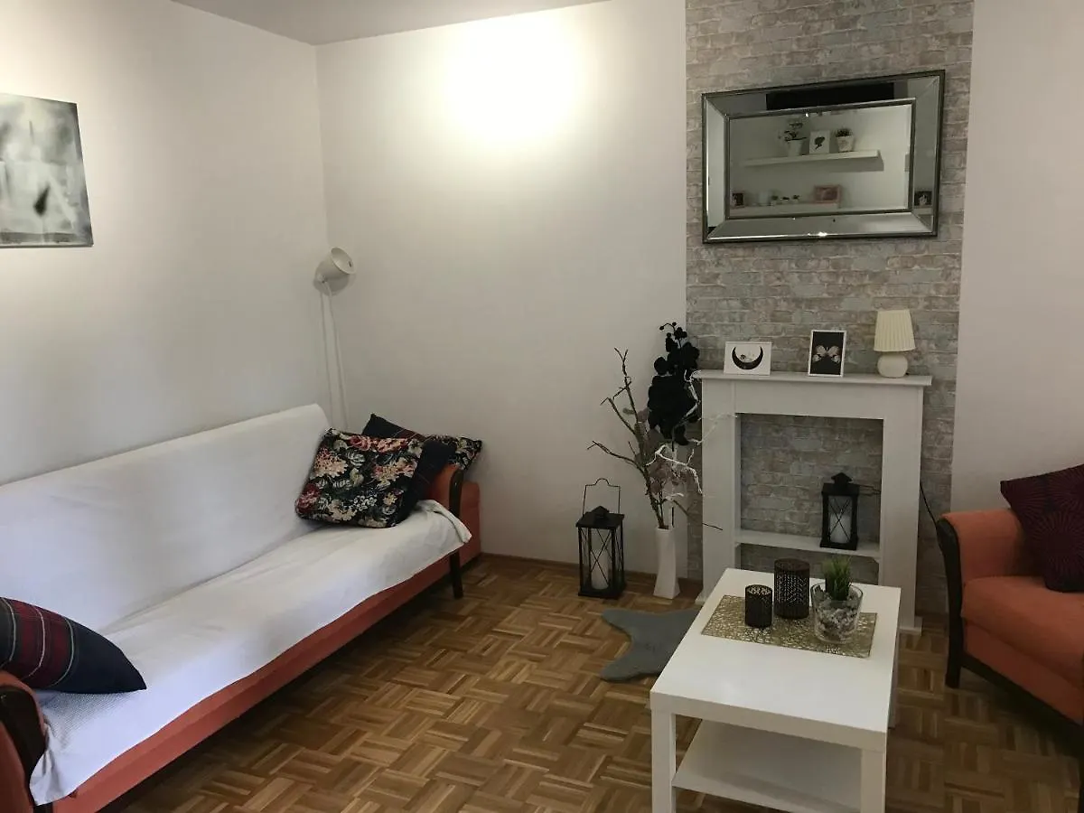 Apartment Spokojne Mieszkanie Blisko Lotniska Chopina Warsaw Poland